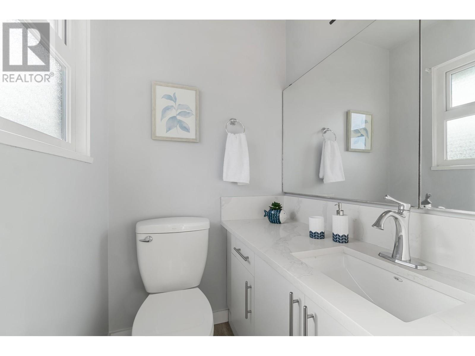 9152 Klenner Drive, Burnaby, British Columbia  V3N 4E8 - Photo 13 - R2988891