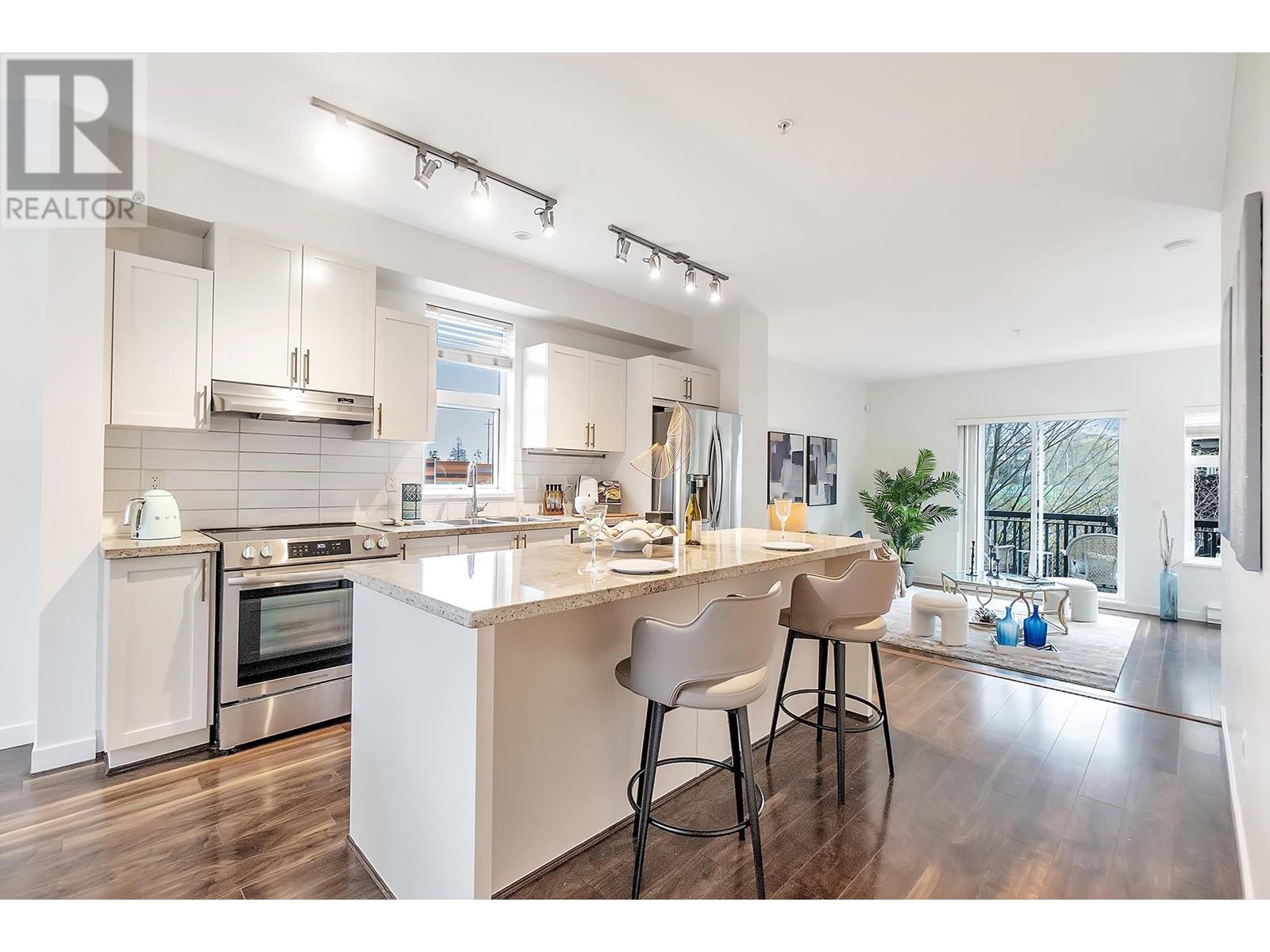 723 Premier Street, North Vancouver, British Columbia  V7J 0A5 - Photo 9 - R2988455