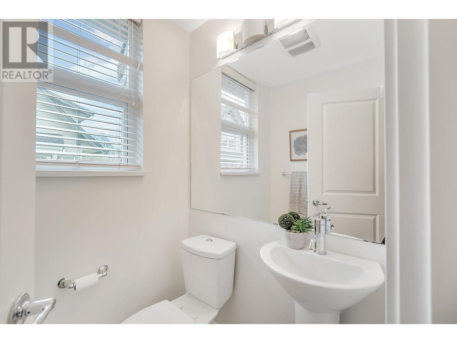 723 Premier Street, North Vancouver, British Columbia  V7J 0A5 - Photo 14 - R2988455