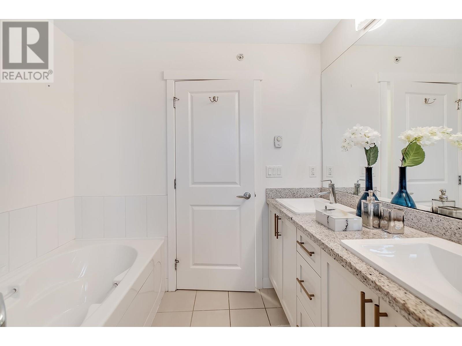 723 Premier Street, North Vancouver, British Columbia  V7J 0A5 - Photo 20 - R2988455