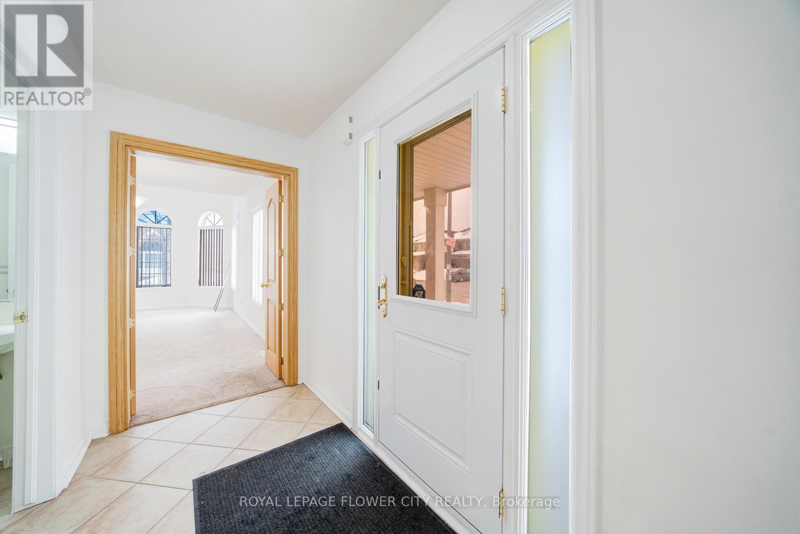 Property at 1 BAYRIDGE DRIVE image 4