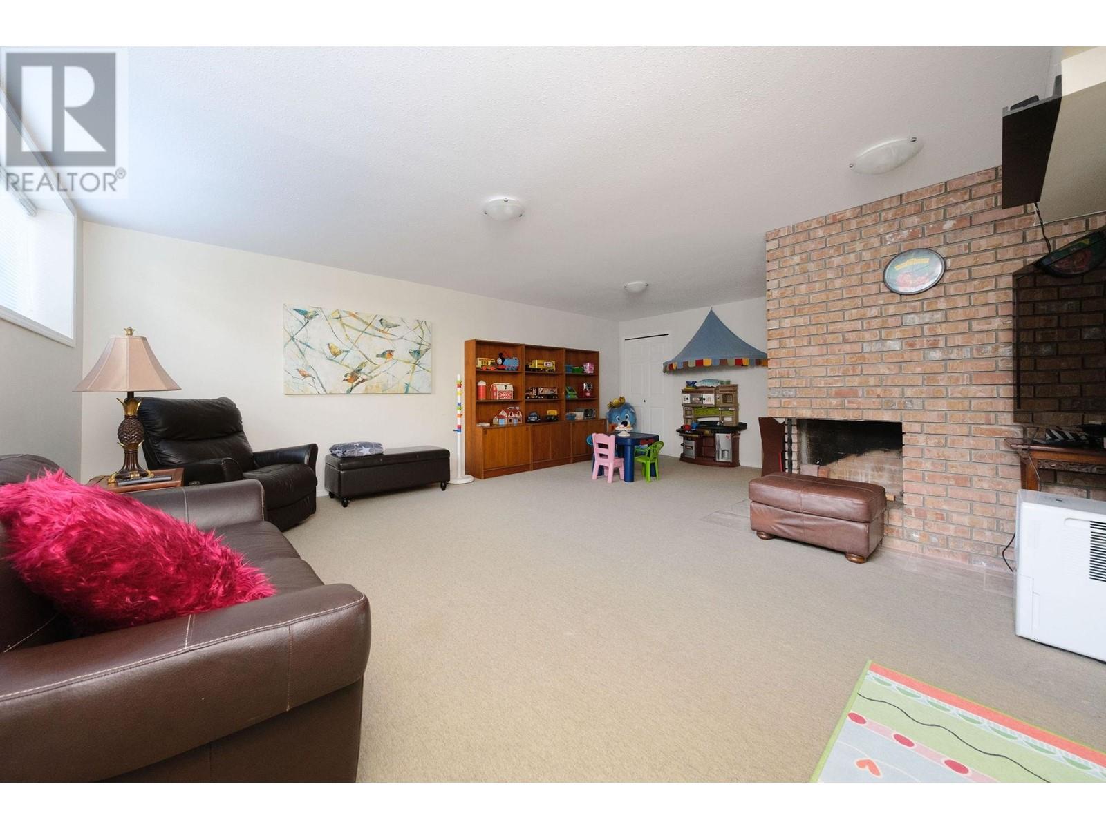 7650 Berkley Street, Burnaby, British Columbia  V5E 4A7 - Photo 29 - R2988792