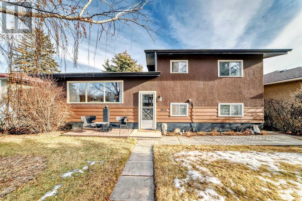 2028 43 Street Se, Calgary, Alberta  T2B 1H3 - Photo 2 - A2208655