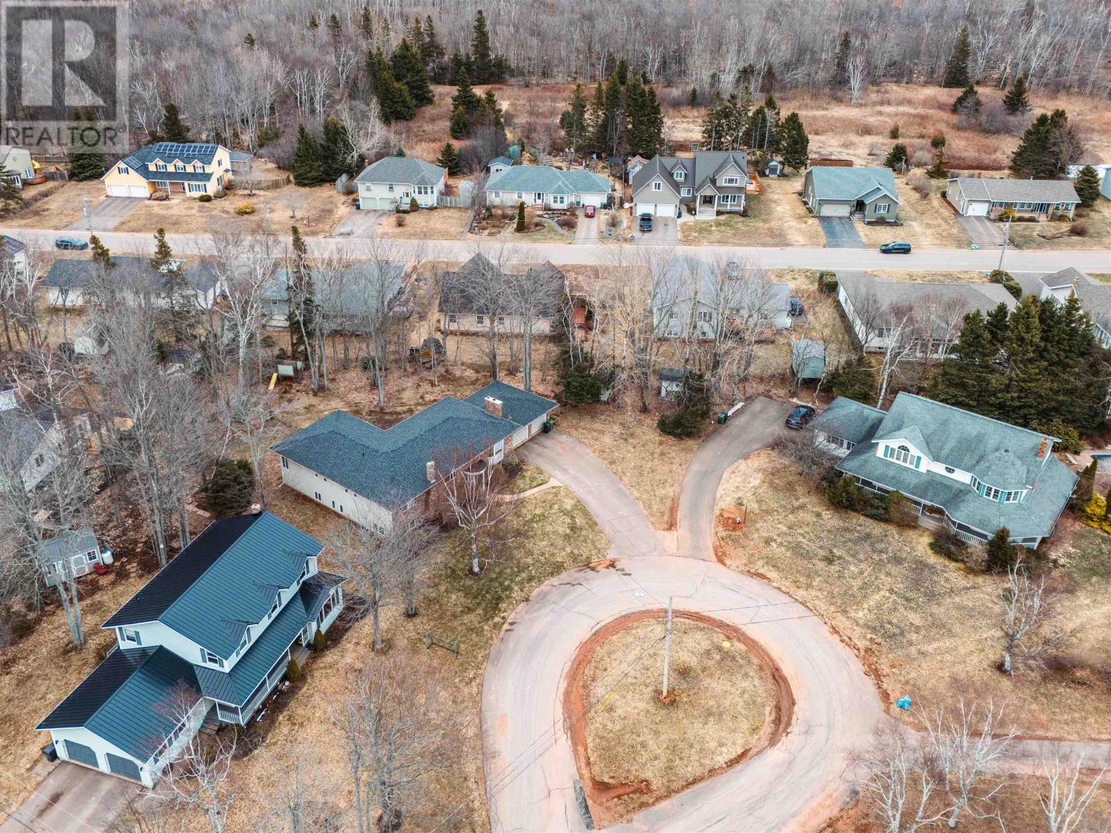 Property at 202 Cousins Court image 3