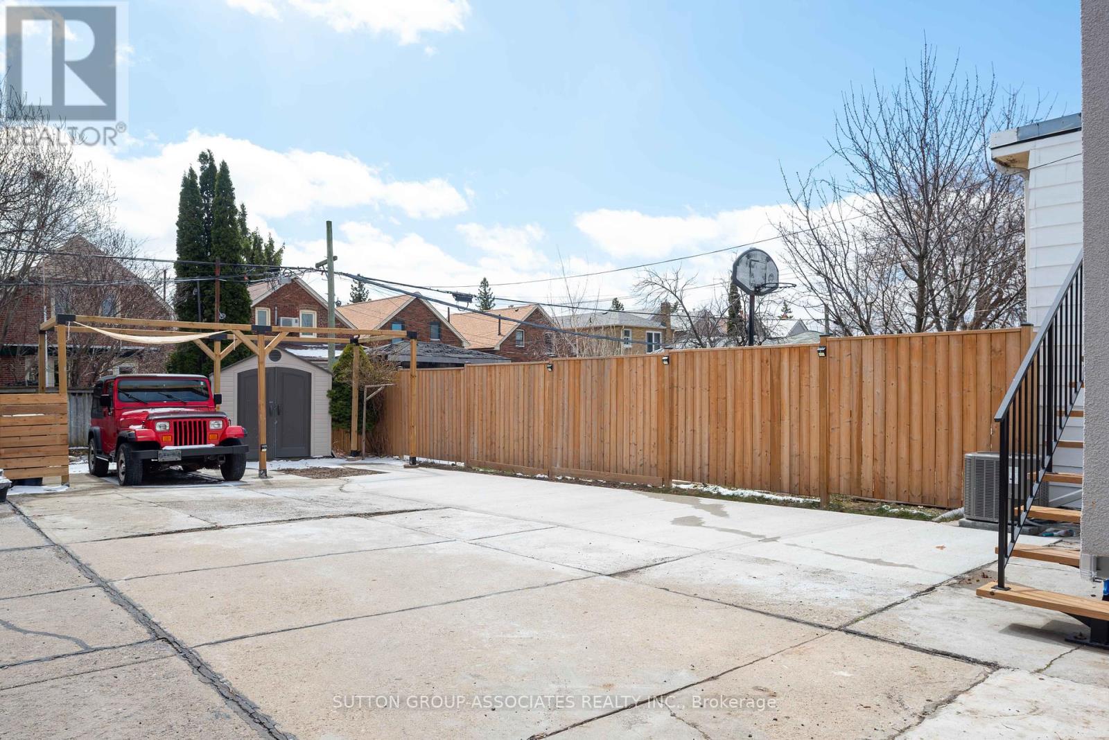 33 Lanark Avenue, Toronto, Ontario  M6C 2B5 - Photo 44 - C12075051