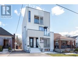 33 LANARK AVENUE, Toronto, Ontario