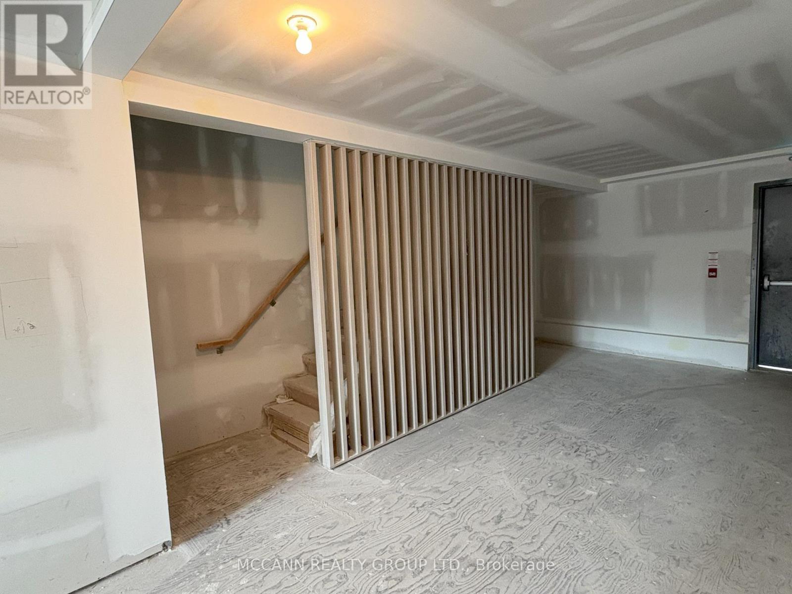 2 - 3429 Yonge Street, Toronto, Ontario  M4N 2N3 - Photo 10 - C12075075