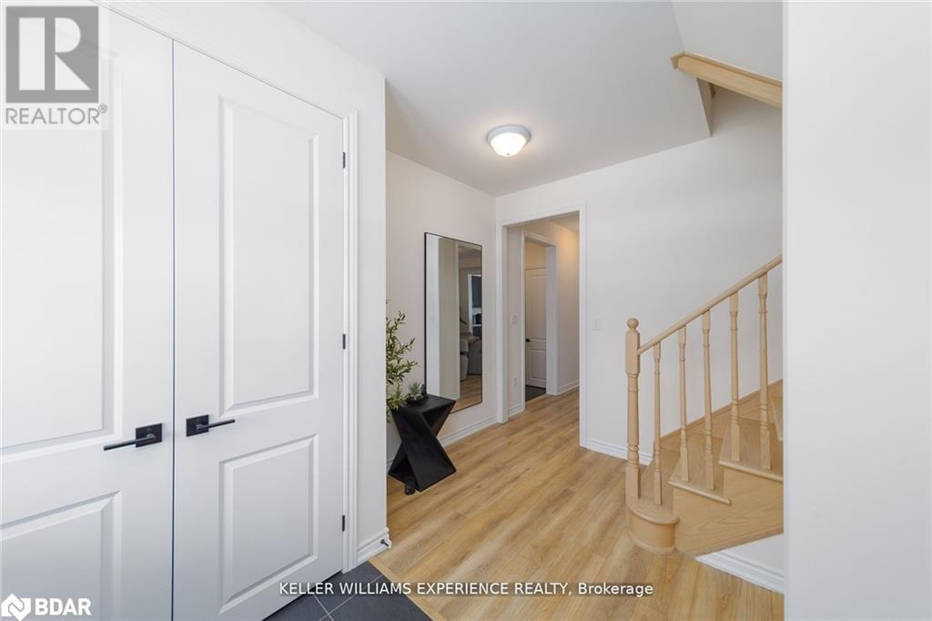 Property at 26 SANFORD CIRCLE image 3