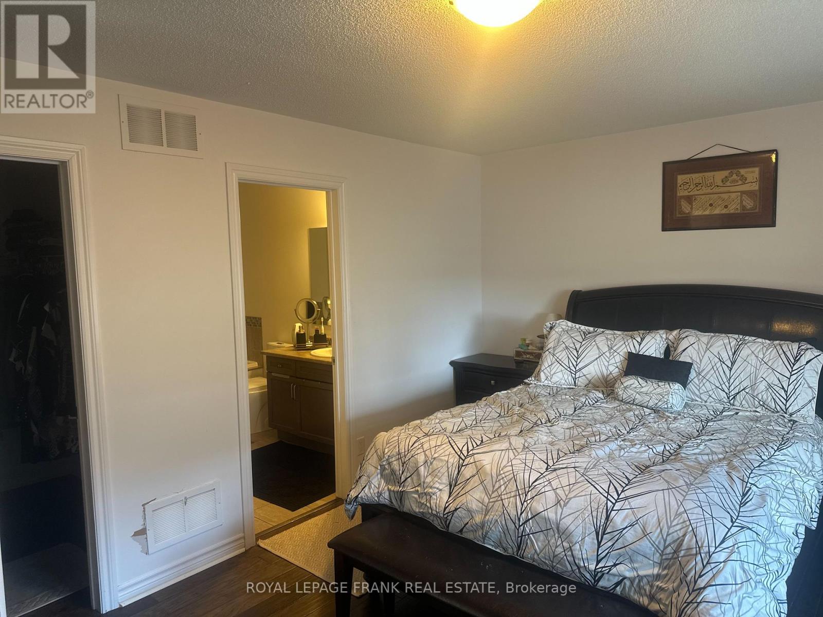 Main & Upper - 130 Sumersford Drive, Clarington, Ontario  L1C 3K7 - Photo 14 - E12075133