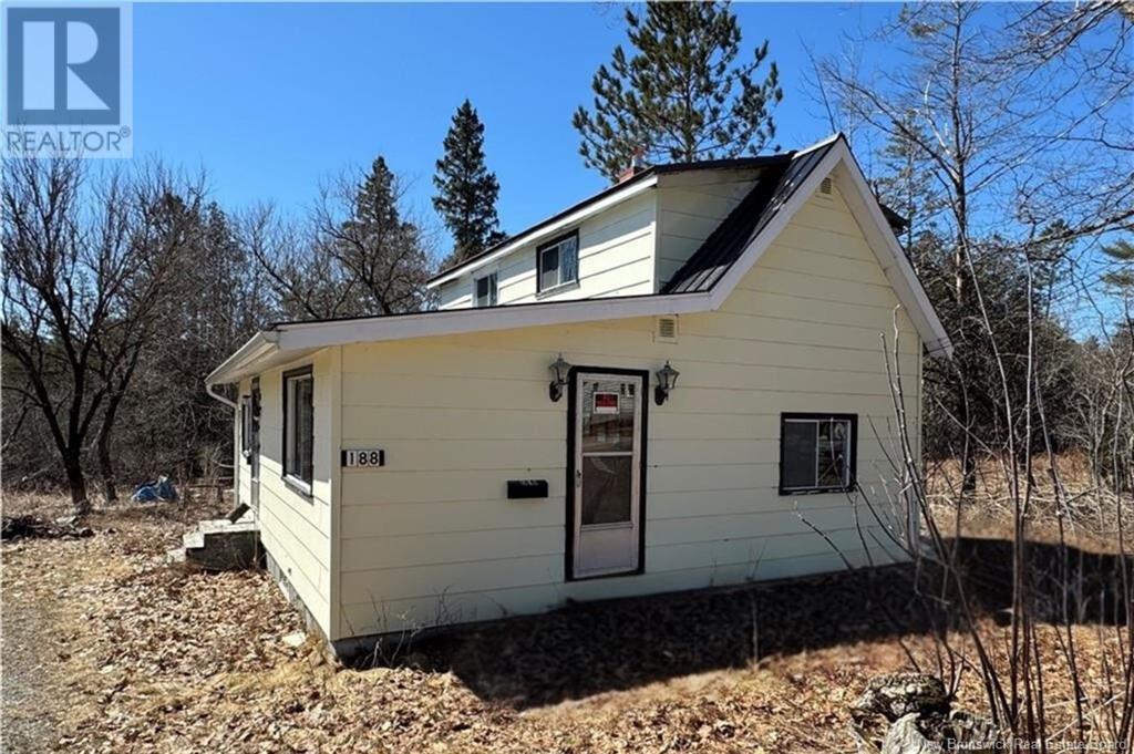 188 Union Street, St. Stephen, New Brunswick  E3L 1W1 - Photo 1 - NB113186