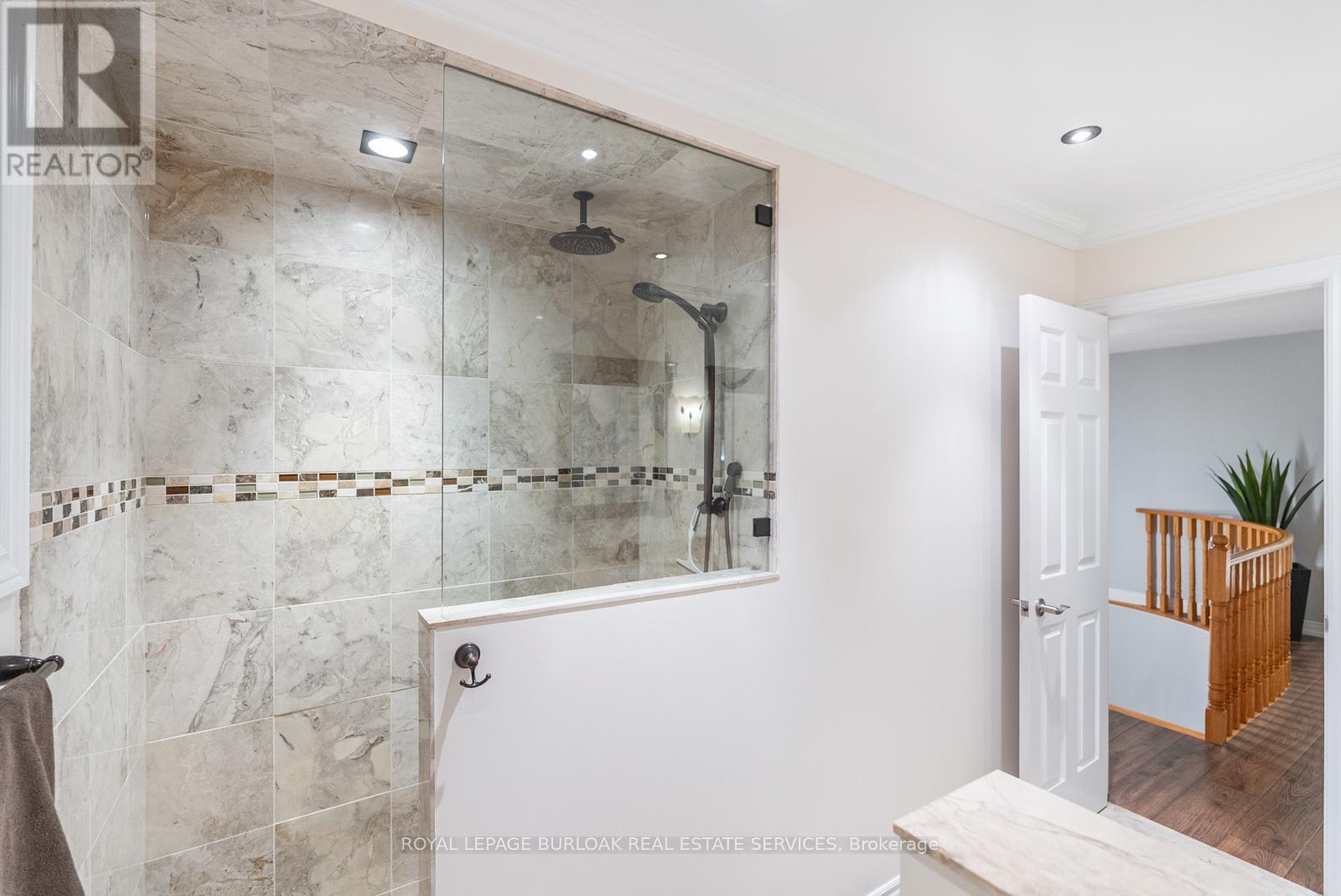 4456 Idlewilde Crescent, Mississauga (Central Erin Mills), Ontario  L5M 4E3 - Photo 24 - W12075029