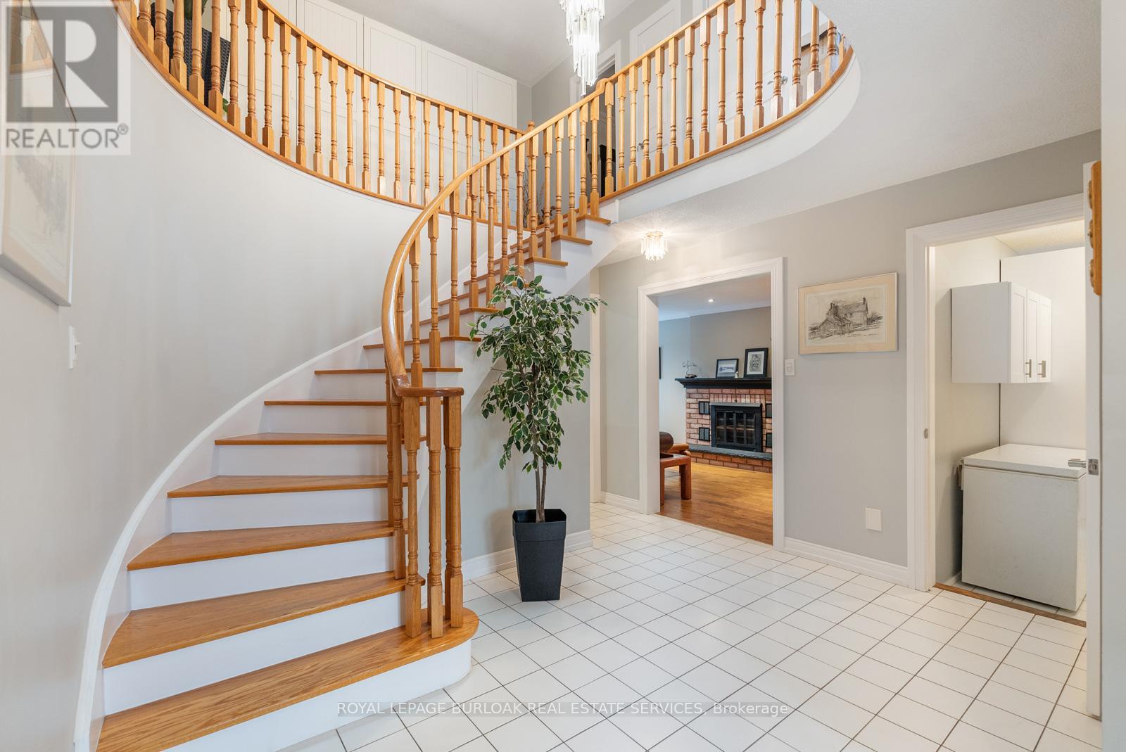 Property at 4456 IDLEWILDE CRESCENT image 4