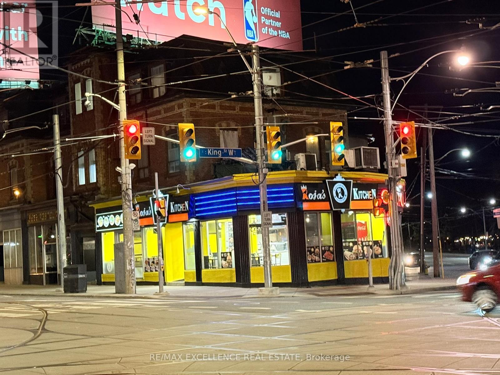 1647 Queen Street W, Toronto, Ontario  M6R 1A9 - Photo 11 - W12075099