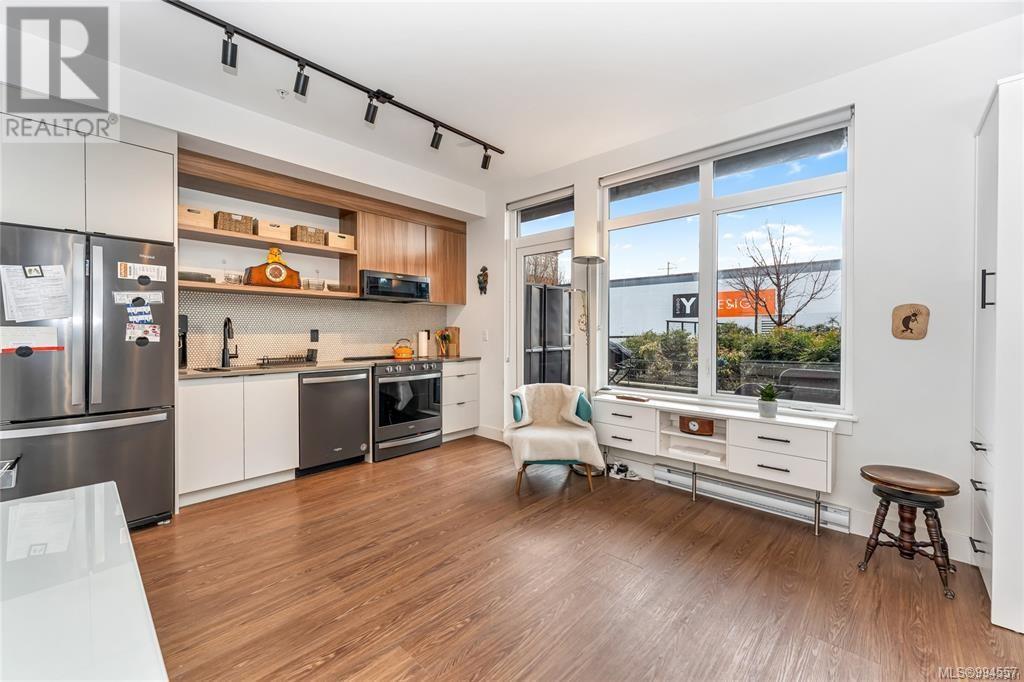 219 515 Chatham St, victoria, British Columbia