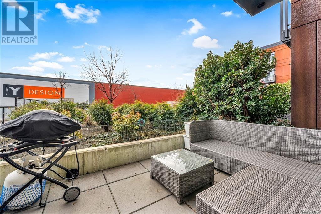 219 515 Chatham St, Victoria, British Columbia  V8T 0C8 - Photo 30 - 994557