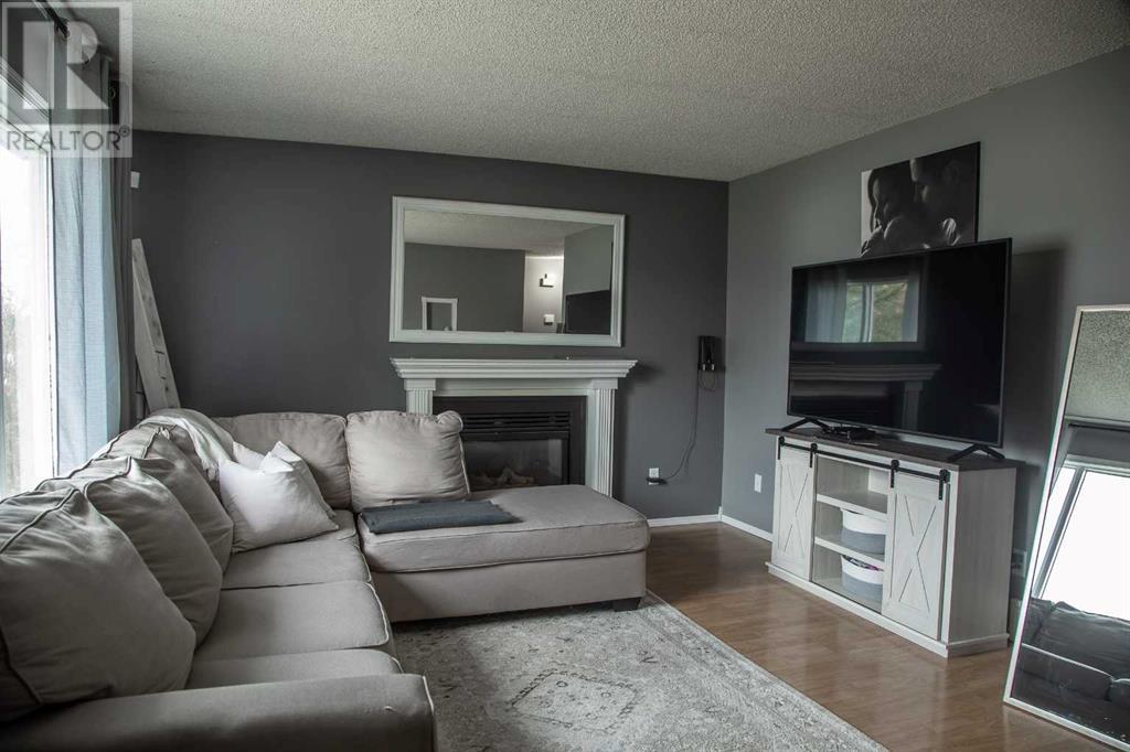 10513 106 Street, High Level, Alberta  T0H 1Z0 - Photo 4 - A2209953