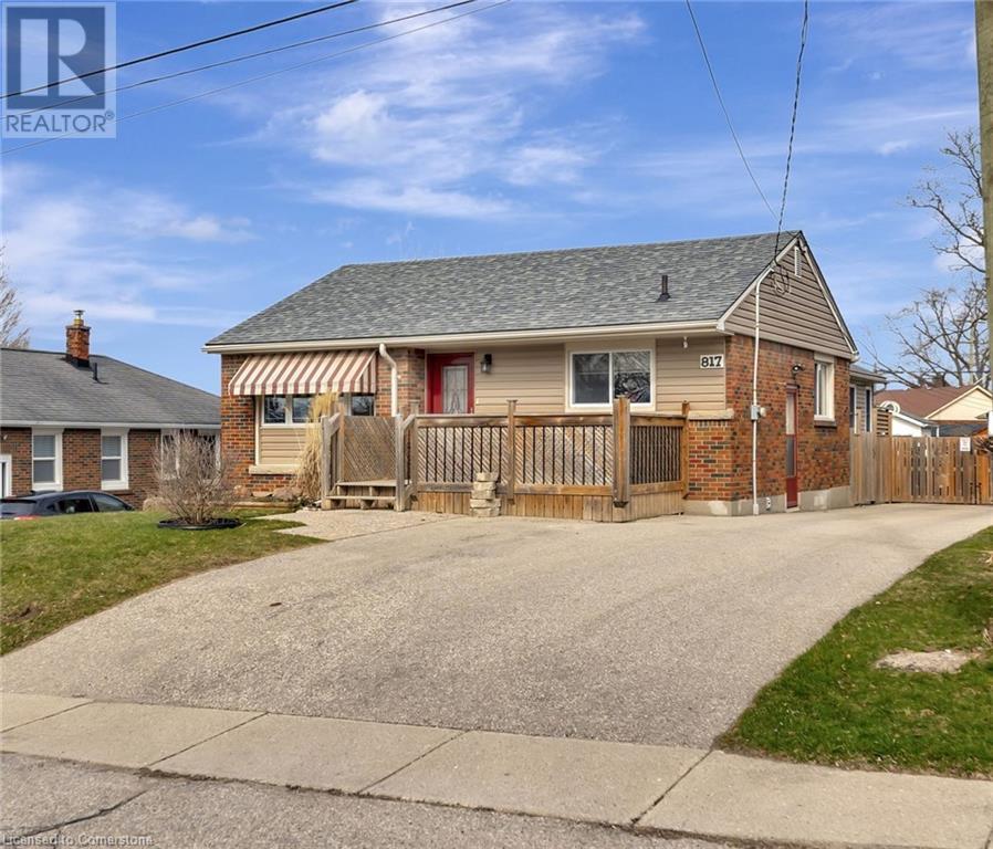 Property at 817 KENSINGTON Street image 1