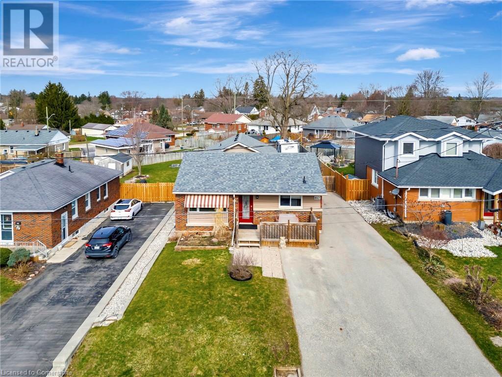 Property at 817 KENSINGTON Street image 3
