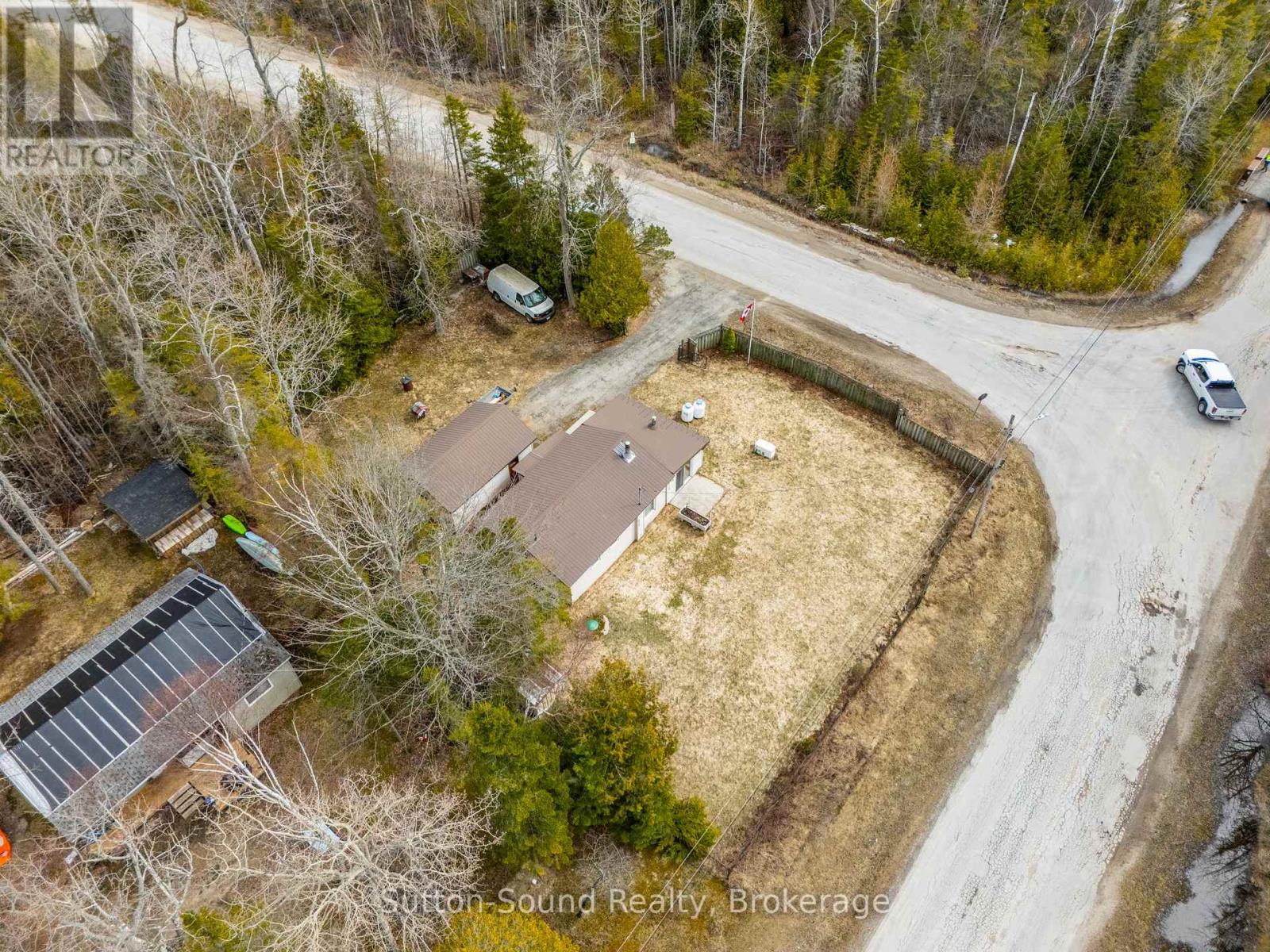 3 South Oliphant Road, South Bruce Peninsula, Ontario  N0H 2T0 - Photo 26 - X12075232