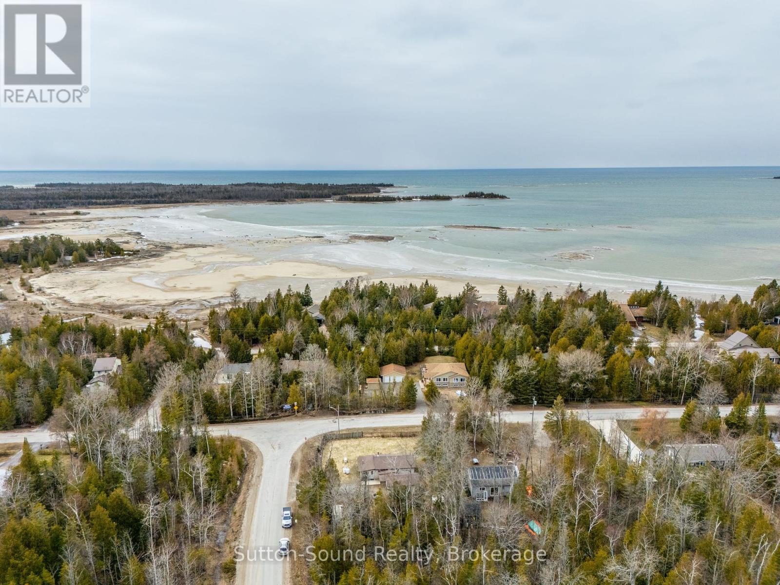 3 South Oliphant Road, South Bruce Peninsula, Ontario  N0H 2T0 - Photo 29 - X12075232