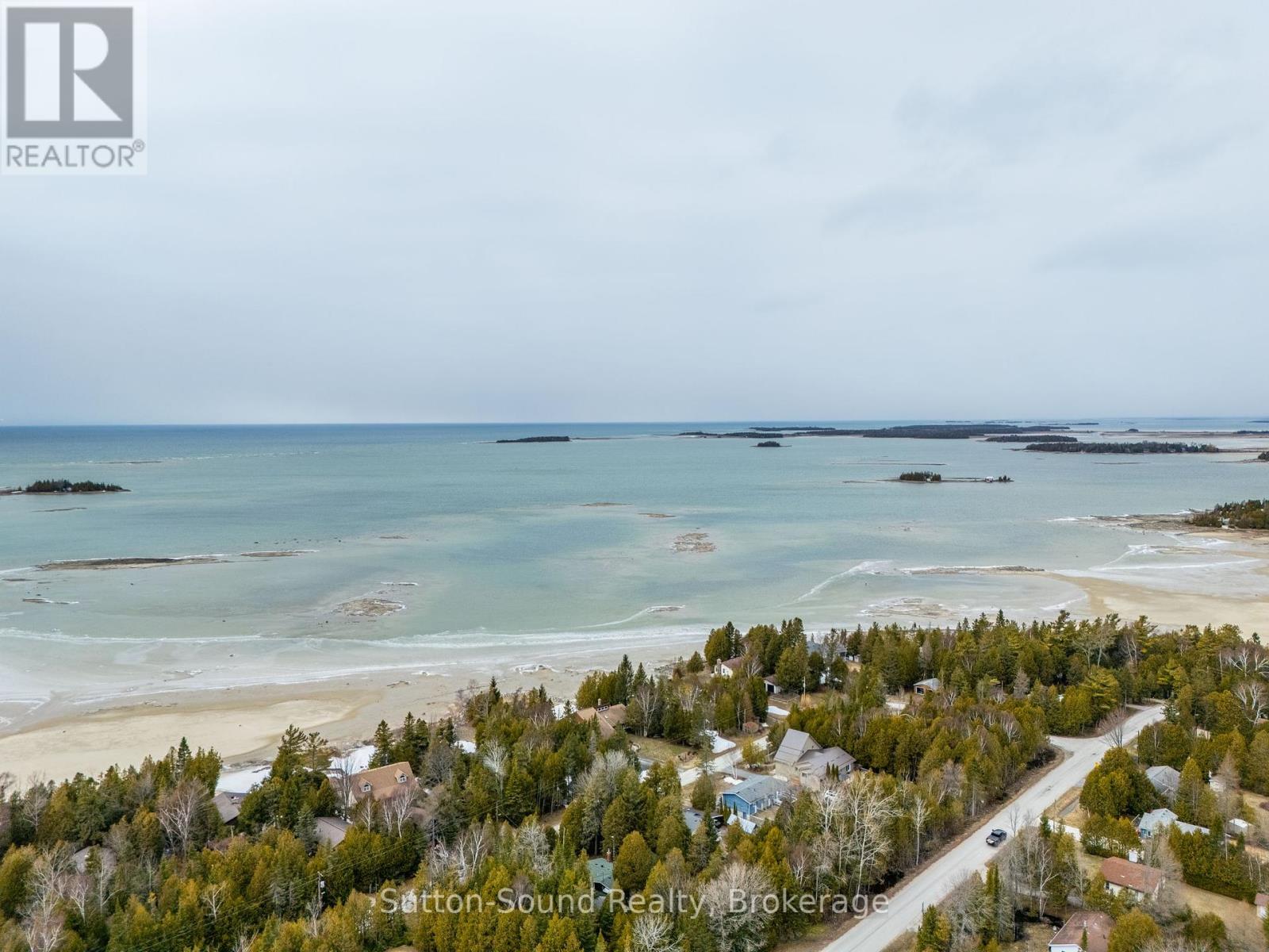 3 South Oliphant Road, South Bruce Peninsula, Ontario  N0H 2T0 - Photo 33 - X12075232