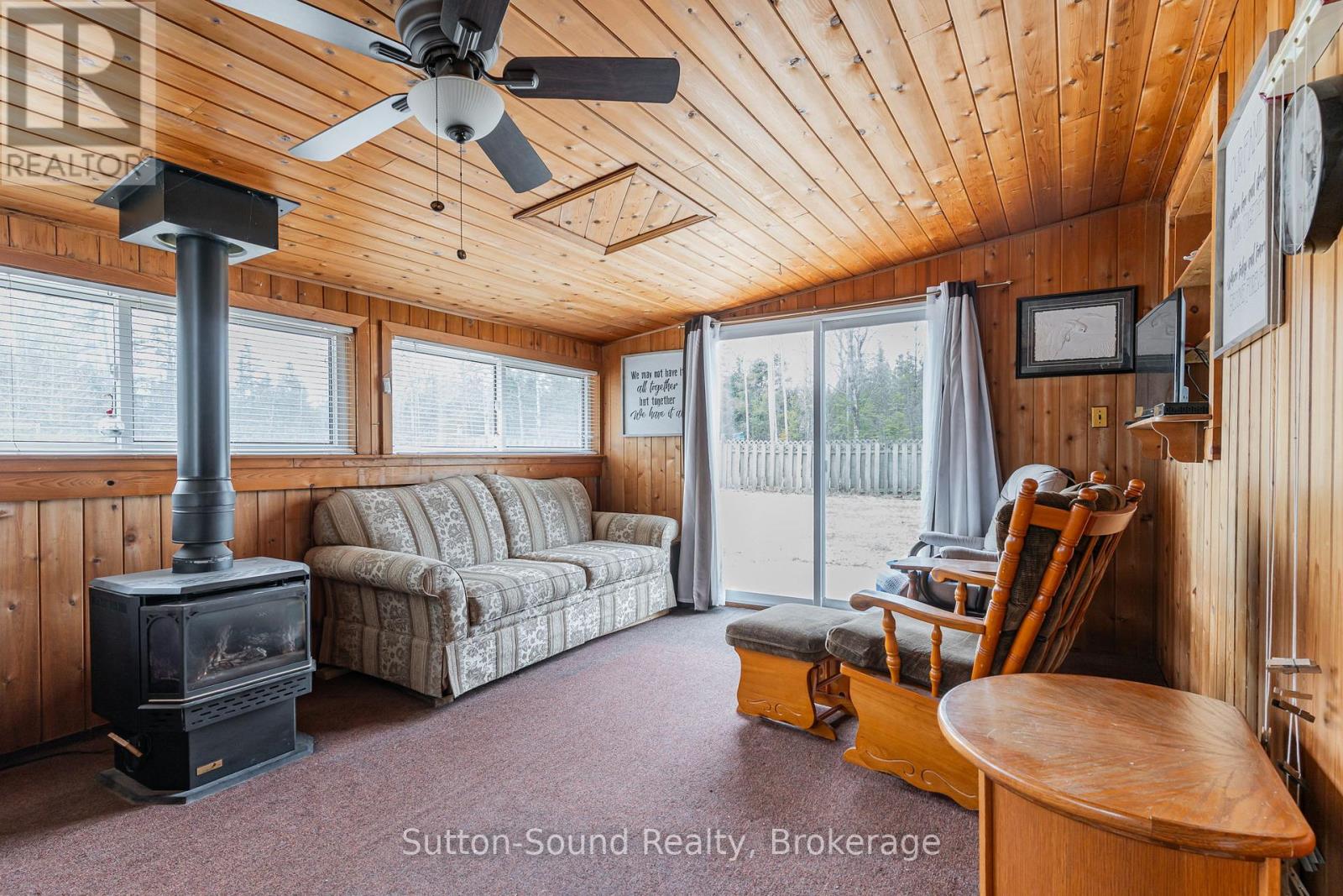 3 South Oliphant Road, South Bruce Peninsula, Ontario  N0H 2T0 - Photo 4 - X12075232