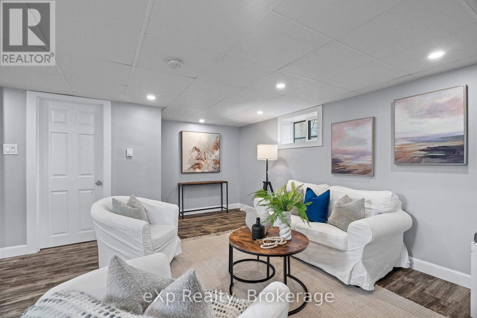 236 Sydenham Street, Strathroy-Caradoc, Ontario  N7G 1V3 - Photo 32 - X12075238