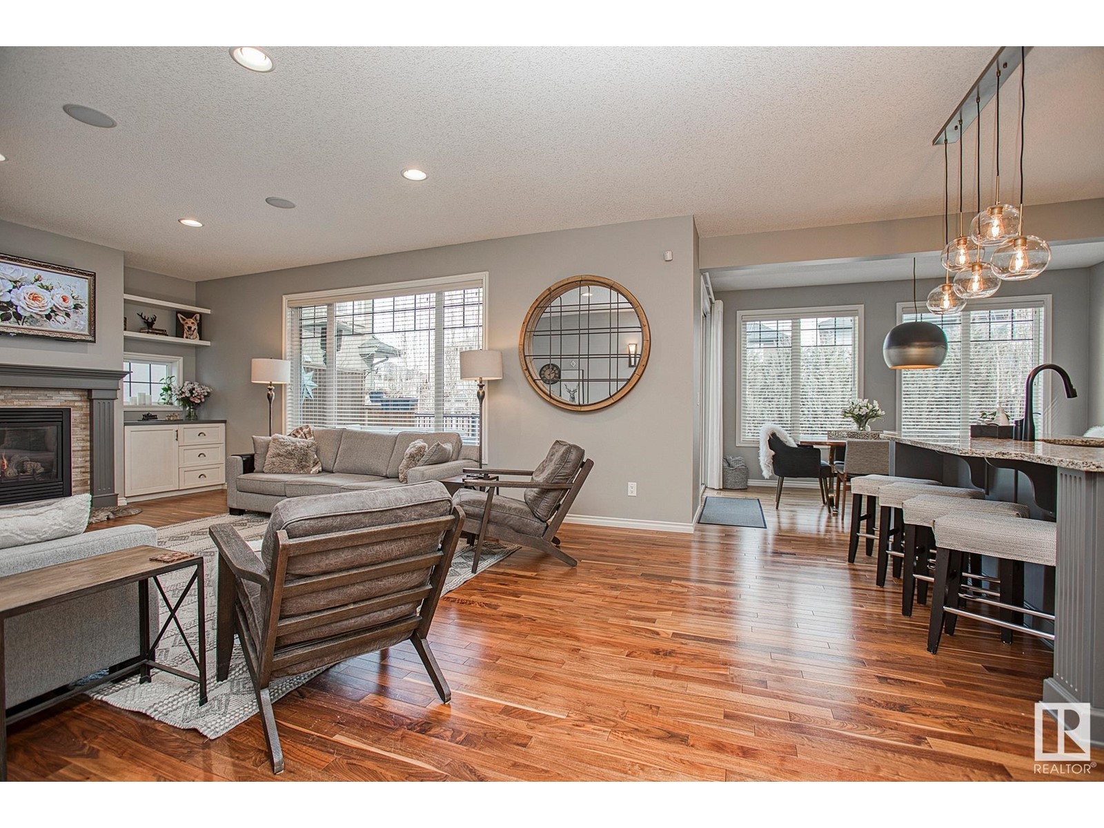 Property at 3279 WHITELAW DR NW image 1