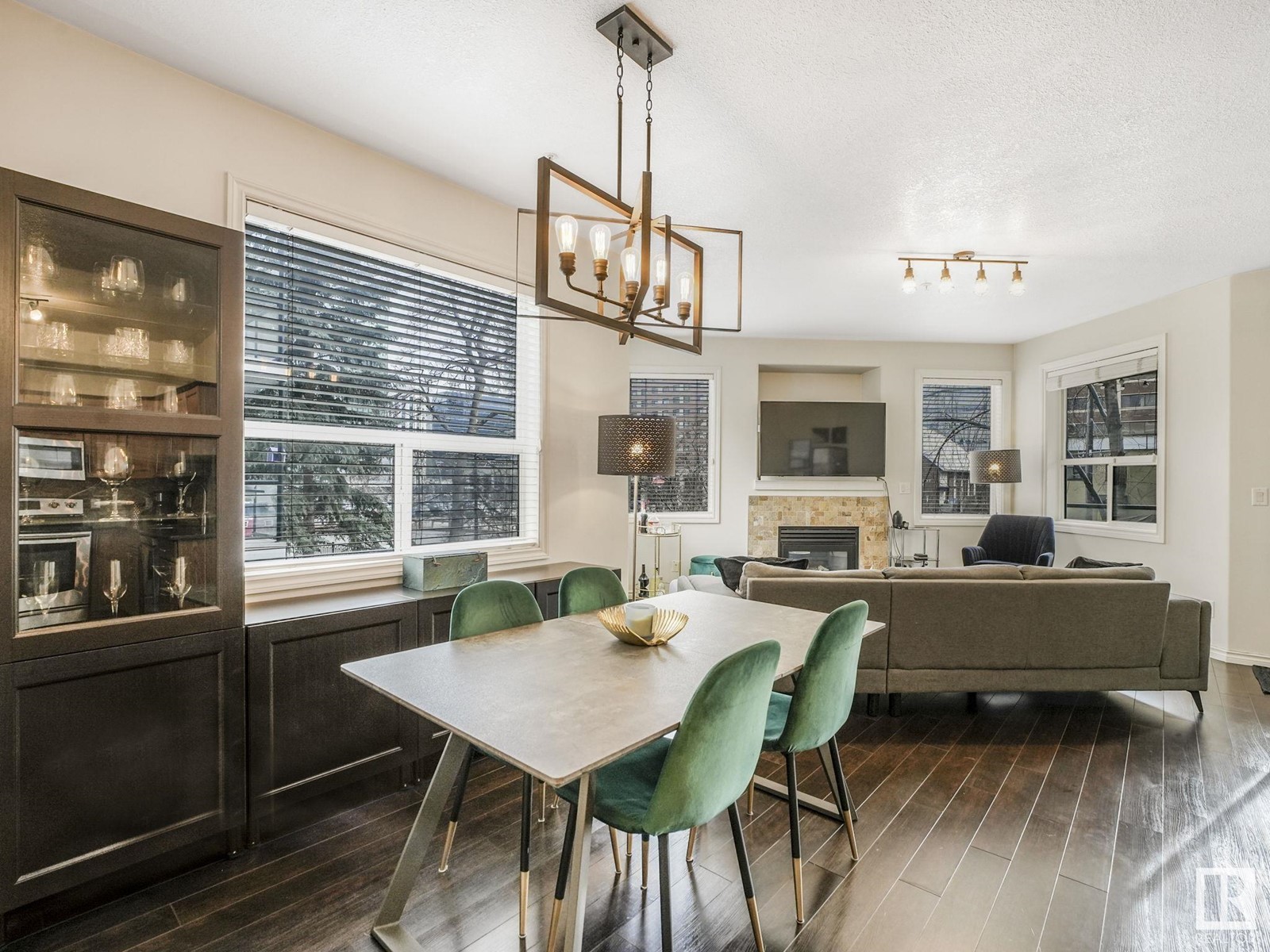 #204 10011 110 ST NW, Edmonton, Alberta