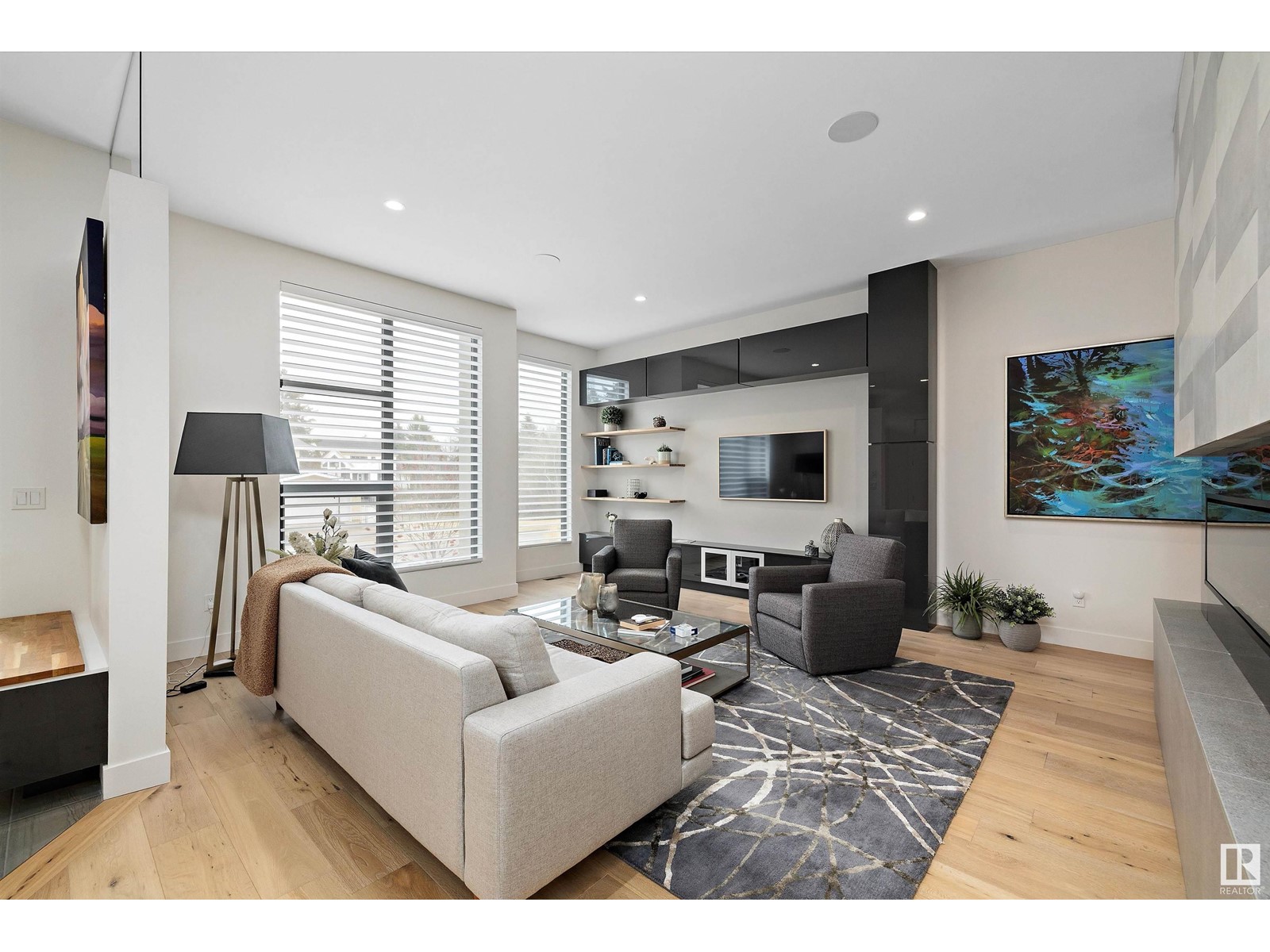 Property at 44A VALLEYVIEW CR NW image 5