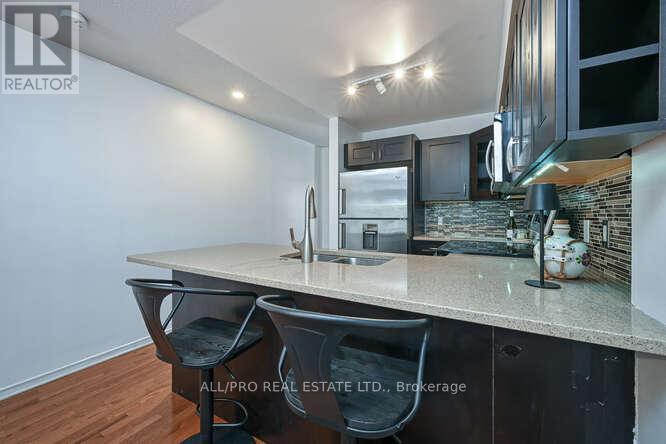 77 - 75 Strathaven Private, Ottawa, Ontario  K1J 1K7 - Photo 6 - X12075175