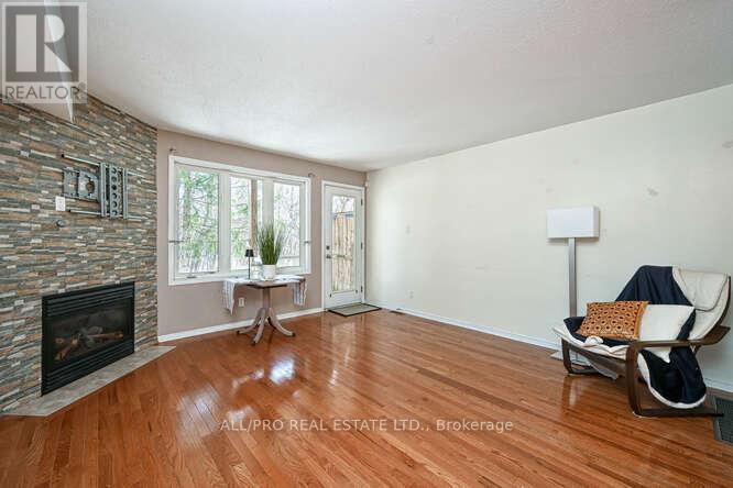 77 - 75 Strathaven Private, Ottawa, Ontario  K1J 1K7 - Photo 9 - X12075175