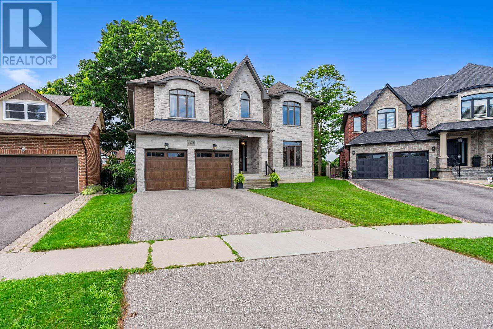 Property at 1618 HEATHSIDE CRESCENT image 2