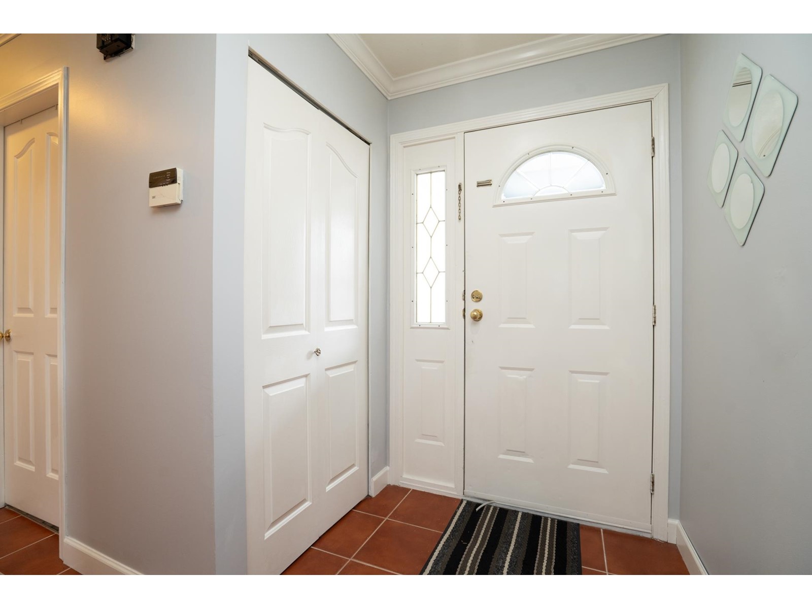 Property at 34696 LABURNUM AVENUE image 3