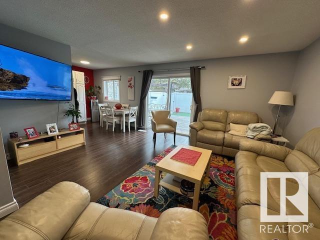Property at 16B MEADOWLARK VG NW NW image 4