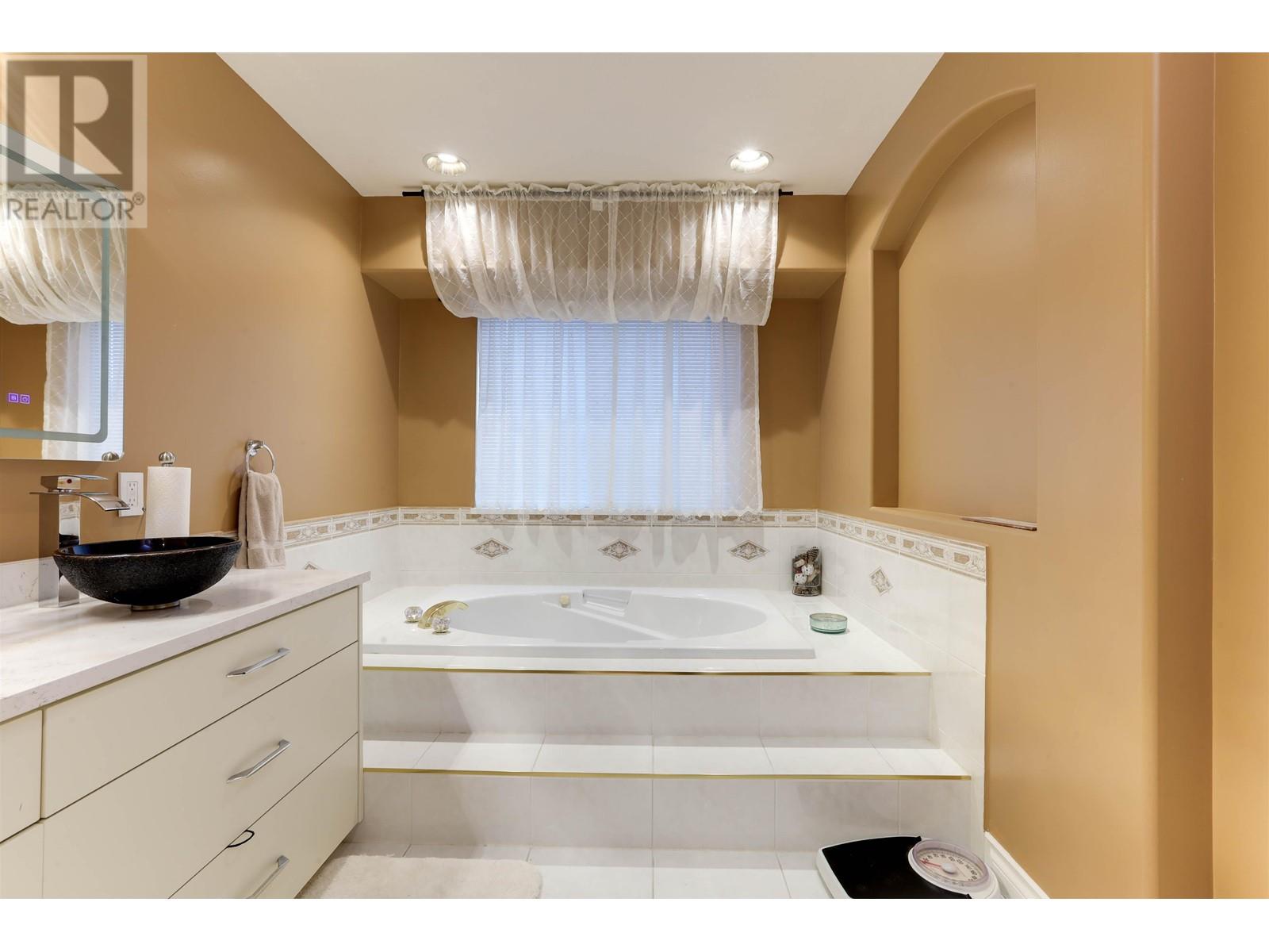 1501 Eagle Mountain Drive, Coquitlam, British Columbia  V3E 2Y6 - Photo 24 - R2965172