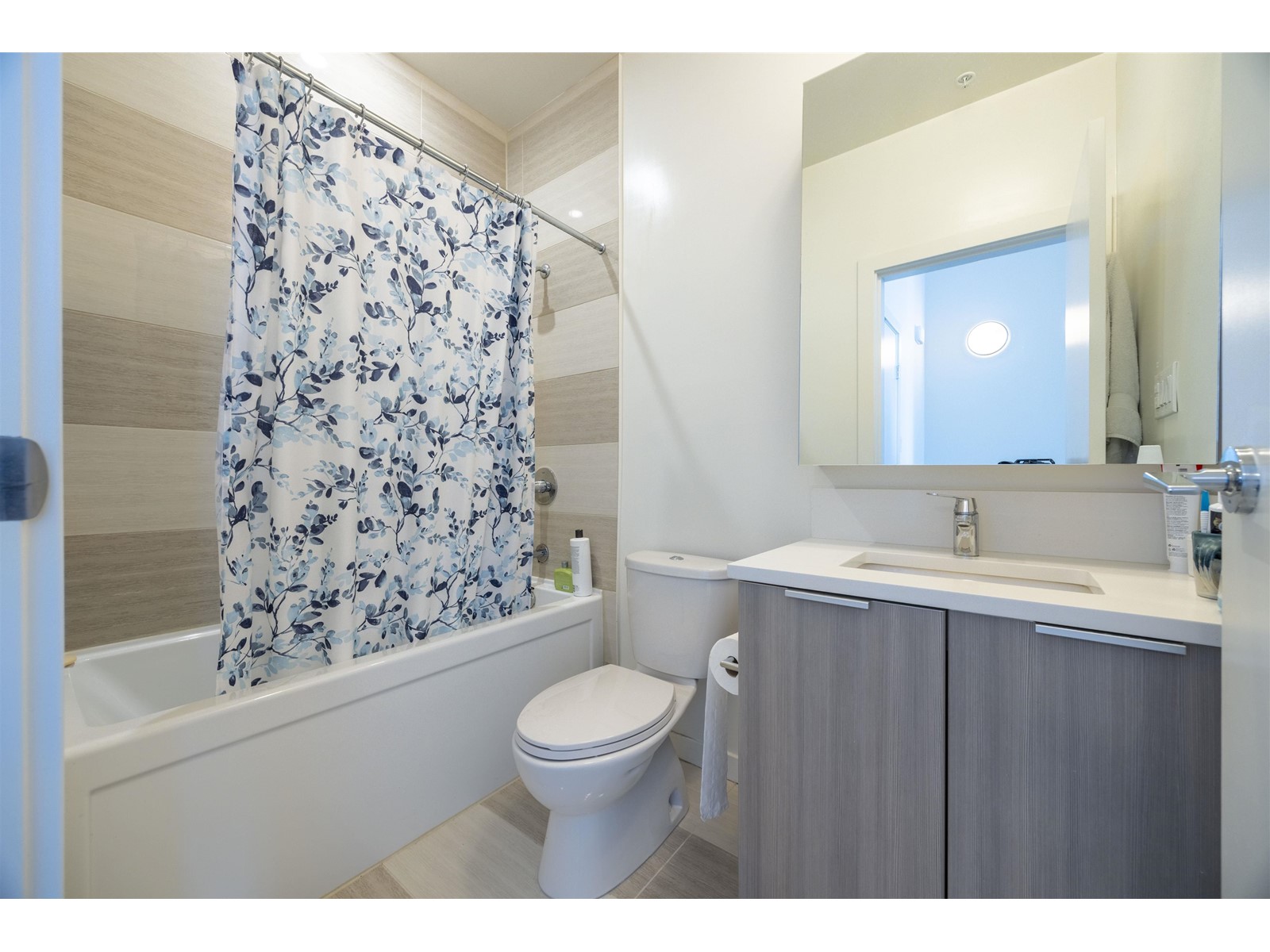 104 13308 Central Avenue, Surrey, British Columbia  V3T 0M4 - Photo 15 - R2982645