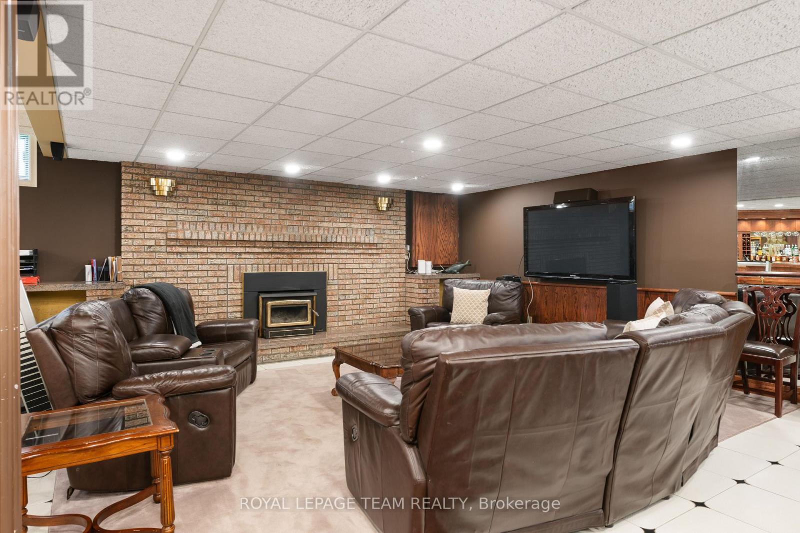 10 Nancy Avenue, Ottawa, Ontario  K2H 8L4 - Photo 36 - X12075290