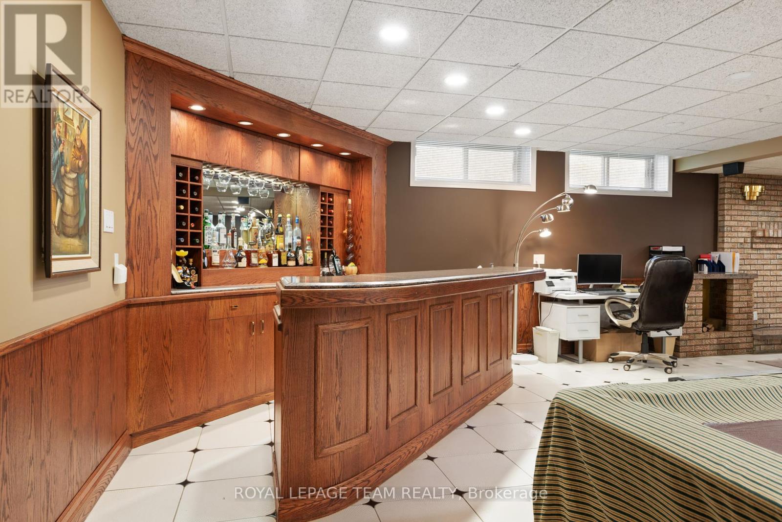 10 Nancy Avenue, Ottawa, Ontario  K2H 8L4 - Photo 37 - X12075290
