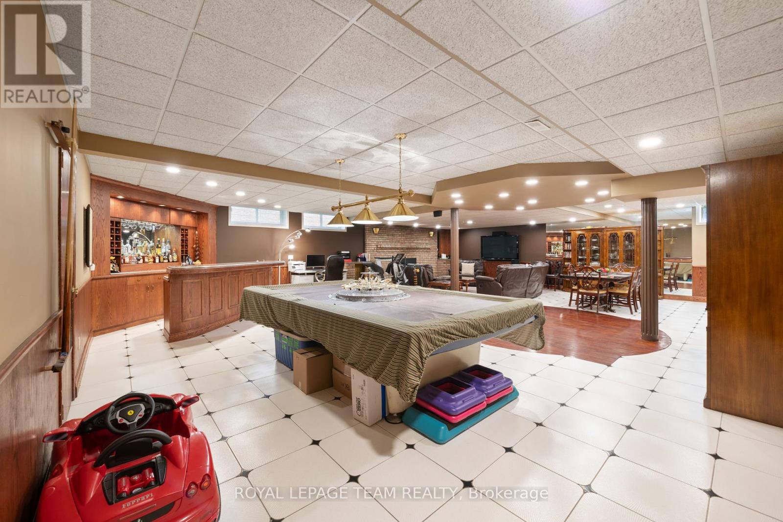 10 Nancy Avenue, Ottawa, Ontario  K2H 8L4 - Photo 40 - X12075290