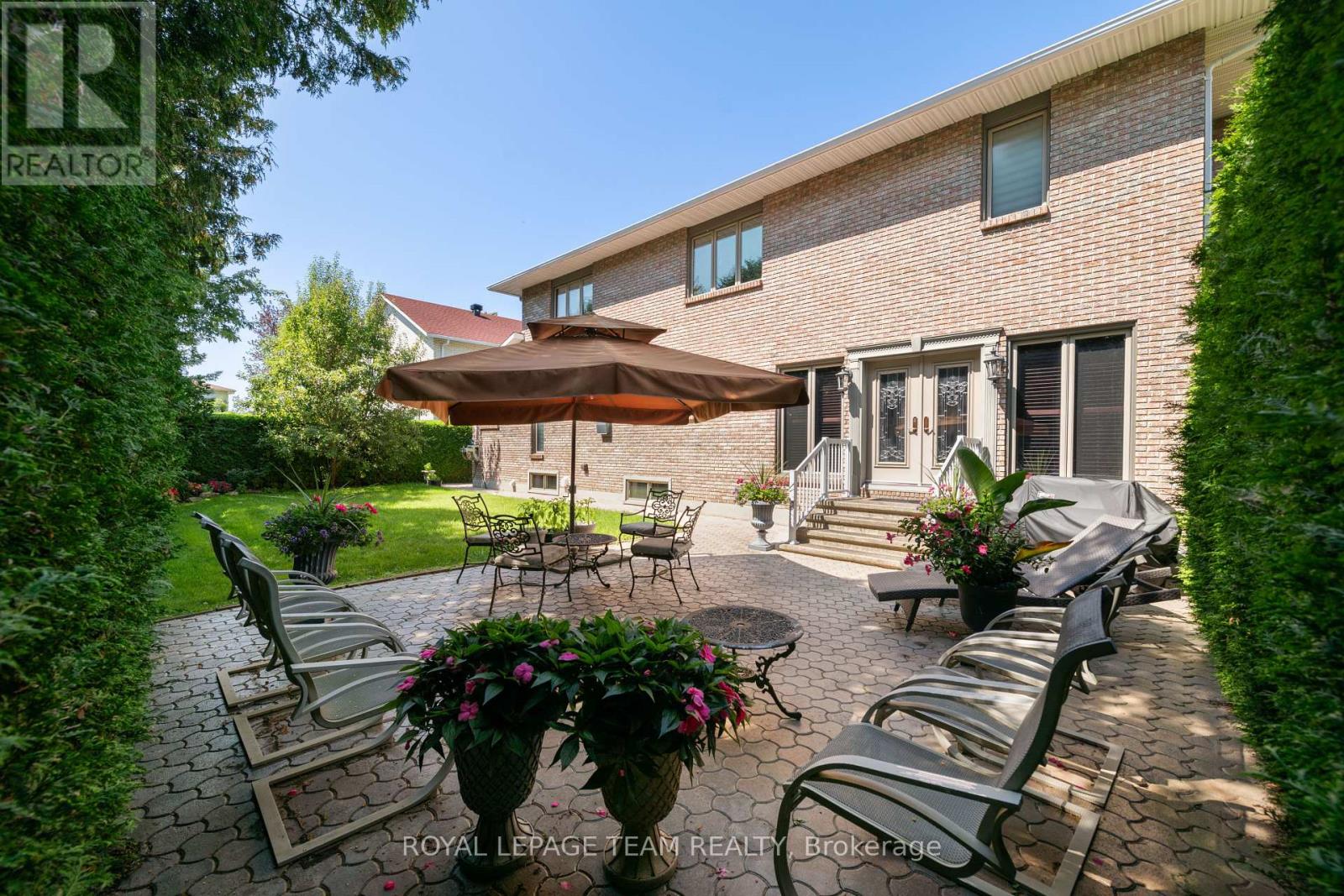 10 Nancy Avenue, Ottawa, Ontario  K2H 8L4 - Photo 45 - X12075290