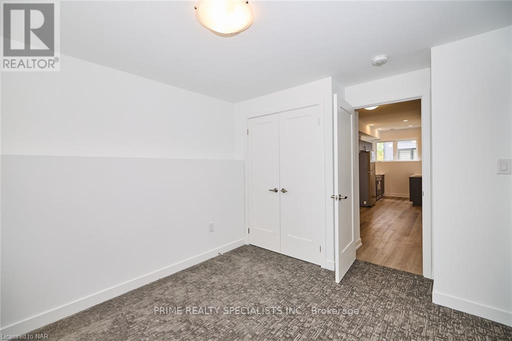 211 - 781 Clare Avenue, Welland, Ontario  L3C 0K1 - Photo 10 - X12075108