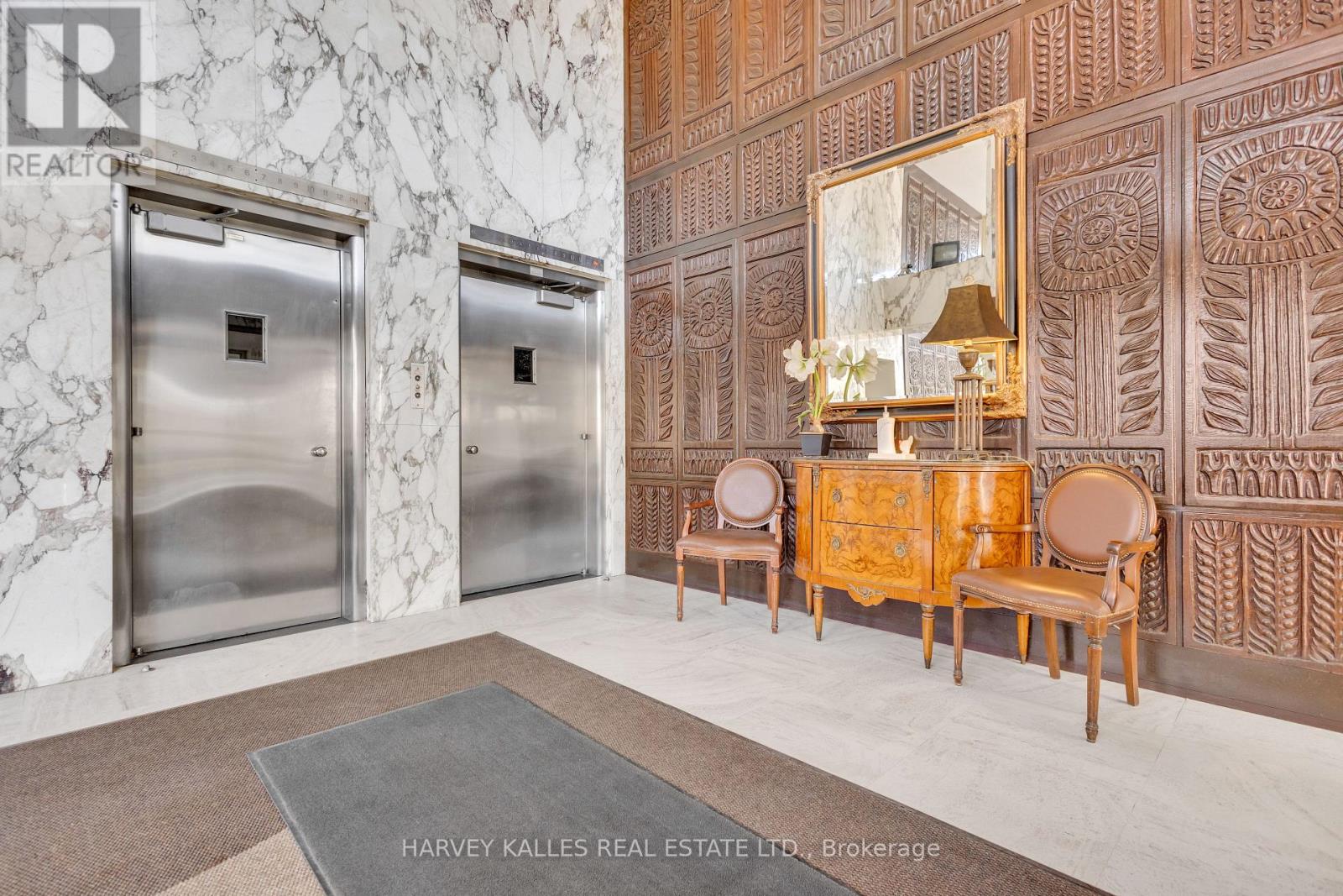 Property at 801 - 2600 BATHURST STREET image 3