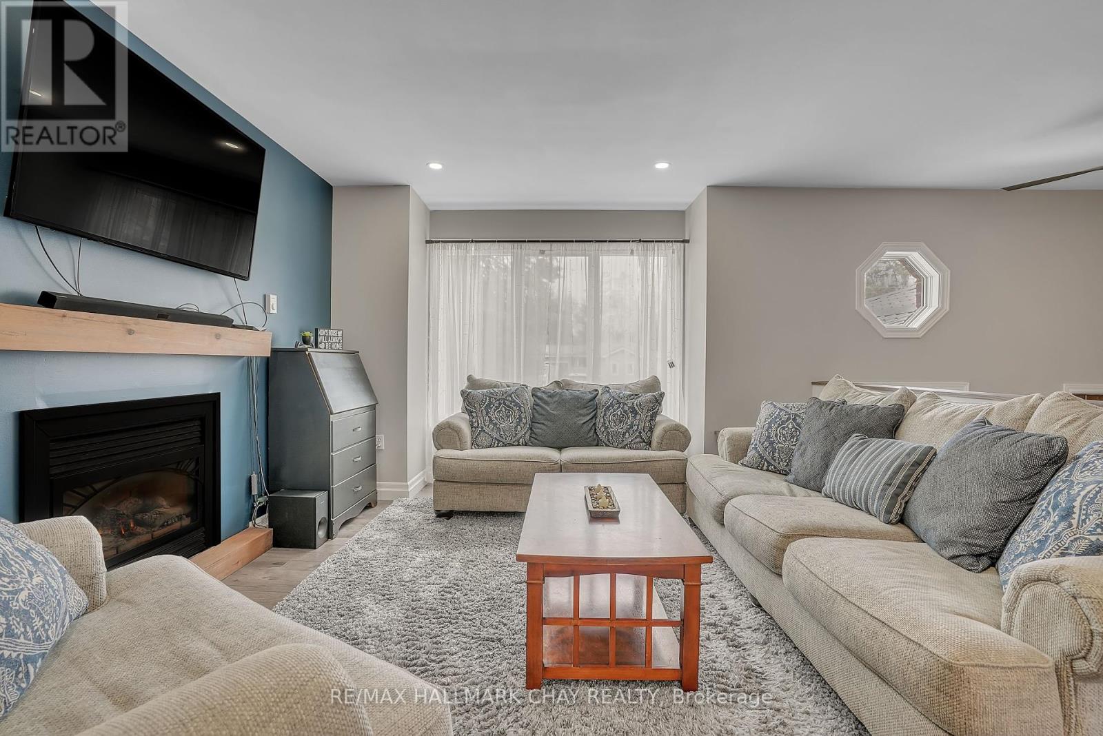 Property at 1087 SPRUCE ROAD image 2