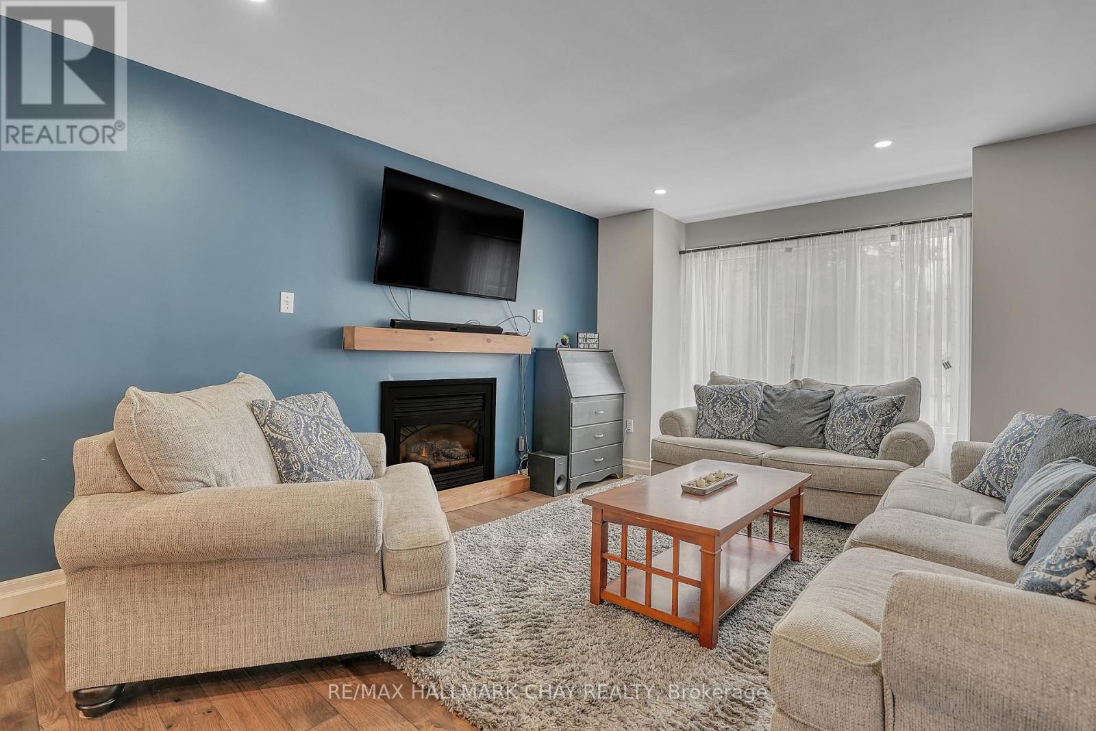 Property at 1087 SPRUCE ROAD image 3