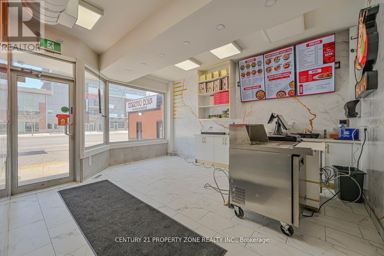 1 - 212 Queen Street E, Brampton, Ontario  L6V 1W2 - Photo 9 - W12075205
