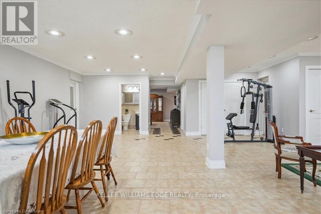 9893 Dickenson Road W, Hamilton (Mount Hope), Ontario  L0R 1W0 - Photo 40 - X12075274