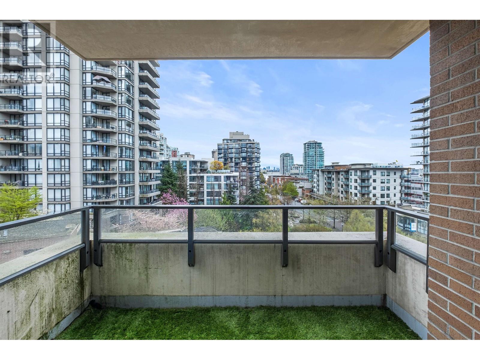 702 170 W 1 Street, North Vancouver, British Columbia  V7M 3P2 - Photo 13 - R2988951
