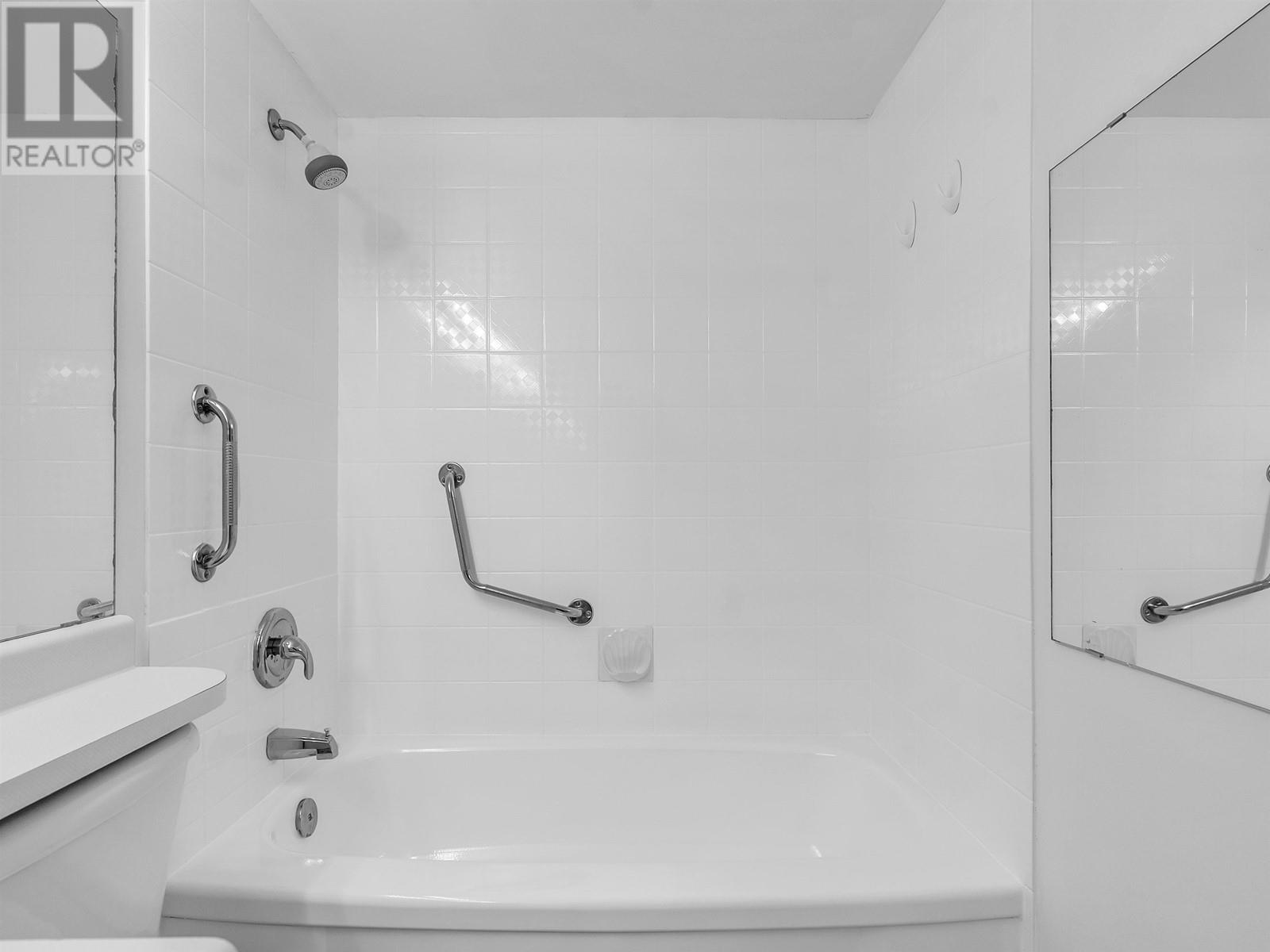 1812 2016 Fullerton Avenue, North Vancouver, British Columbia  V7P 3E6 - Photo 19 - R2988968