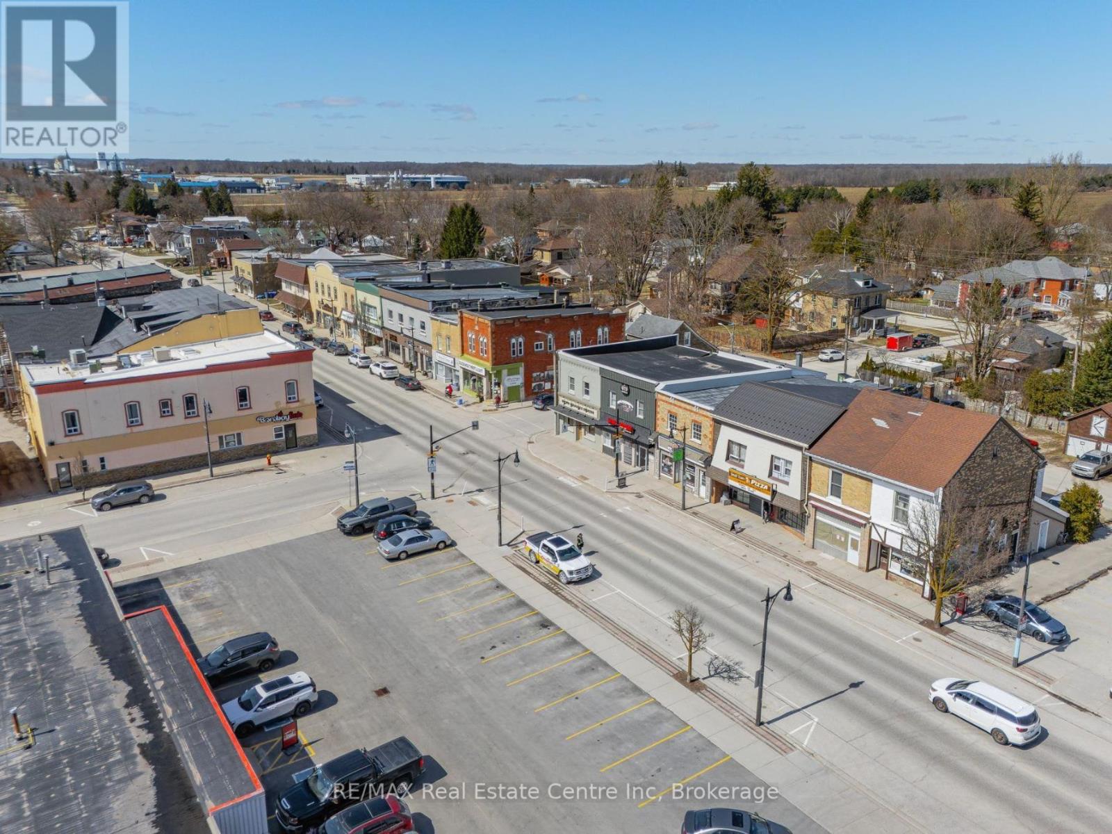 186 Bridge Crescent, Minto, Ontario  N0G 2P0 - Photo 11 - X12075277